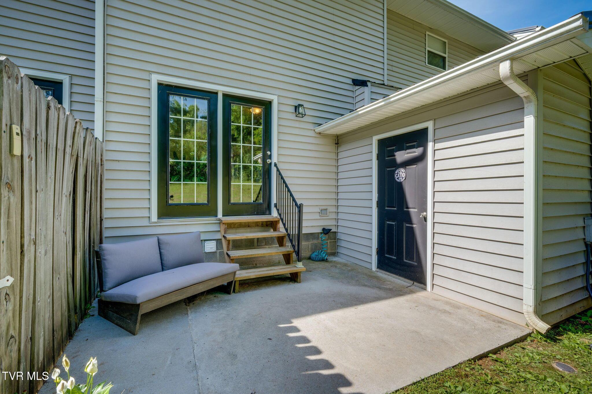 Image 3: private back patio