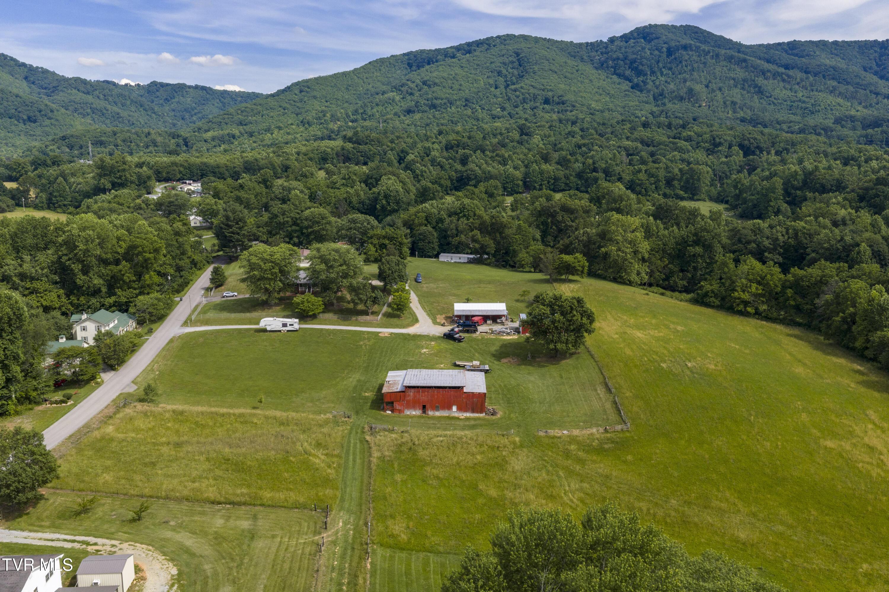 Image 2: Cherokee Road Land