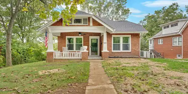 505 Maple Avenue