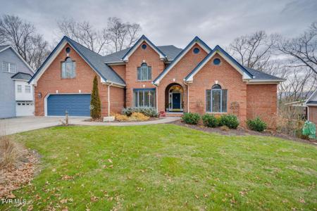 1817 Buckingham Court