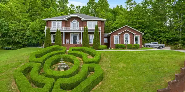 512 Shea Court