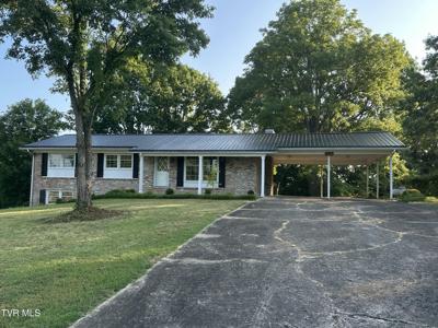 1728 Whispering Hills Drive