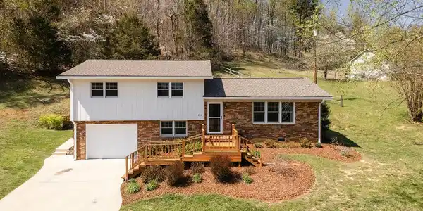 424 Old Watauga Road