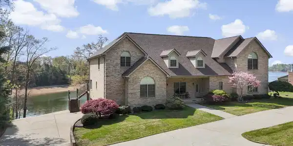 1166 Wildcat Road