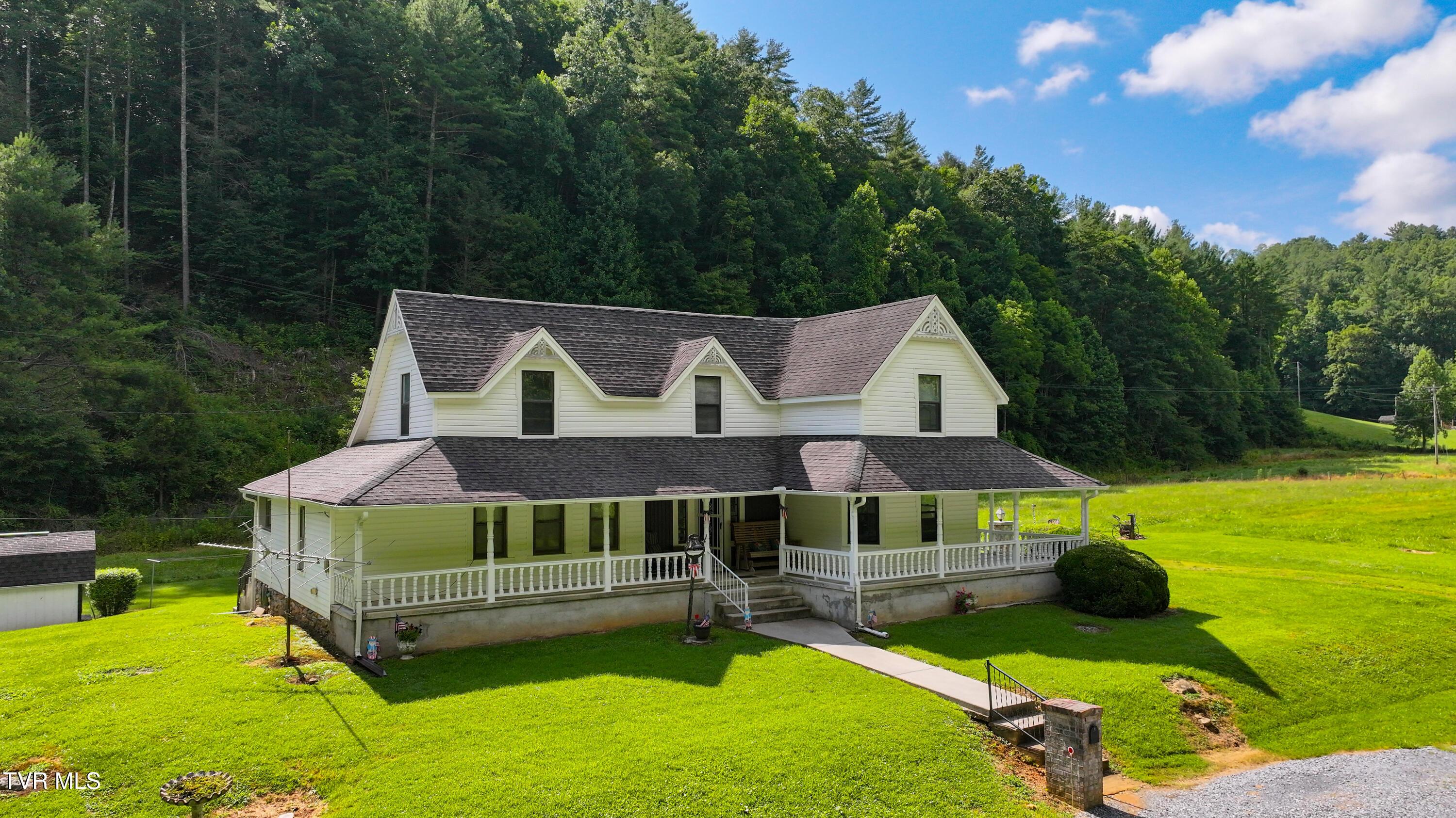 Image 2: 4389 Old Asheville HWY_KB-16