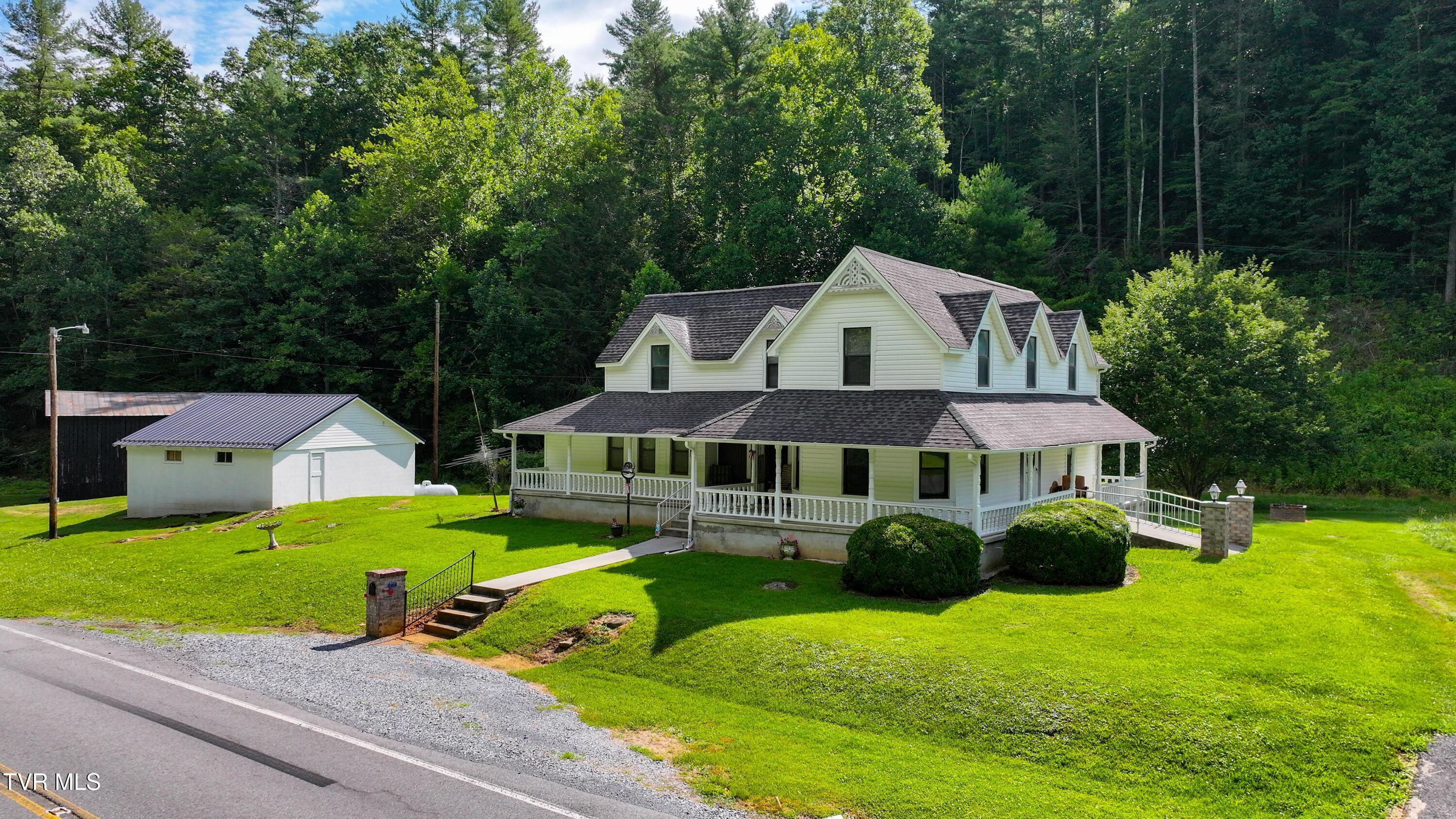 Image 3: 4389 Old Asheville HWY_KB-17