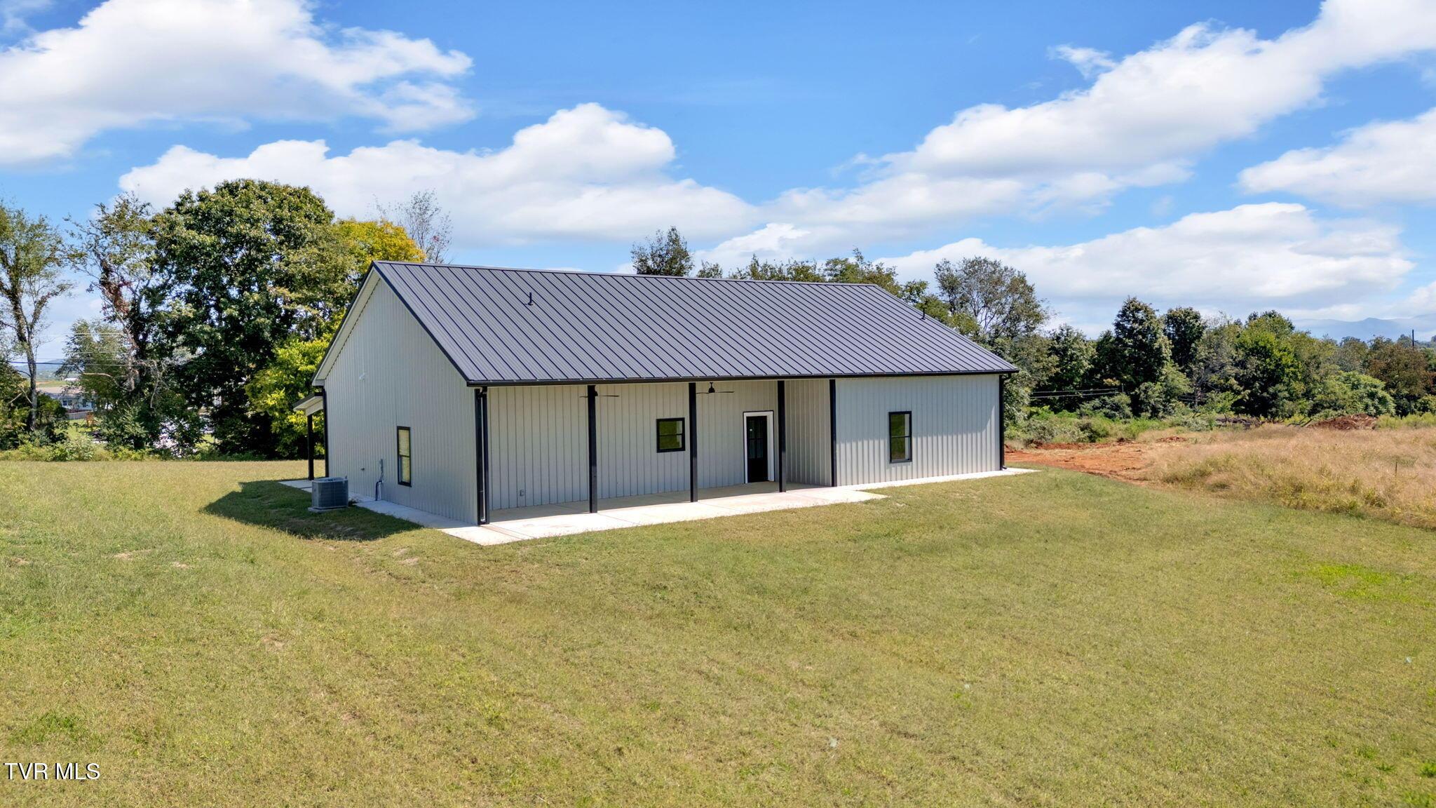 Image 4: 20-web-or-mls-DJI_20250910122943_0206_D
