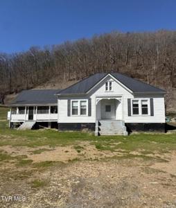 3926 South Highway 81