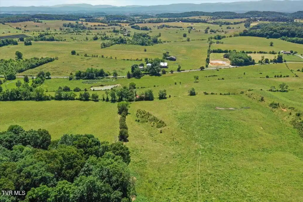 Image 1: 04-DJI_0129