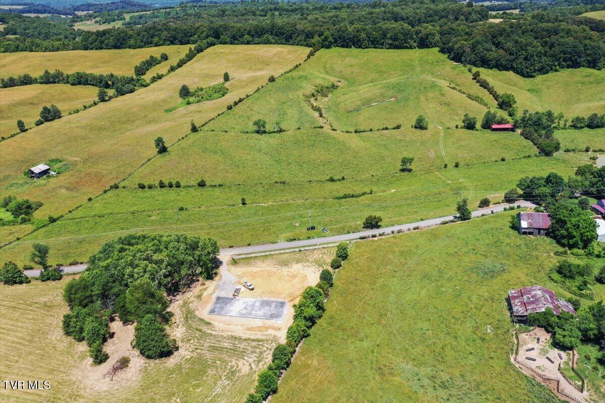 Image 2: 08-DJI_0139