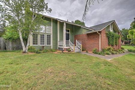 1904 Birchwood Road