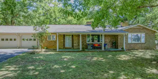 520 Heritage Lane