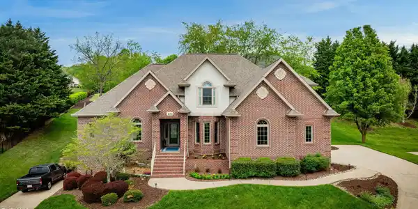103 Countryside Drive