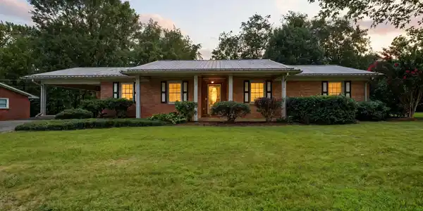 211 Bonita Drive