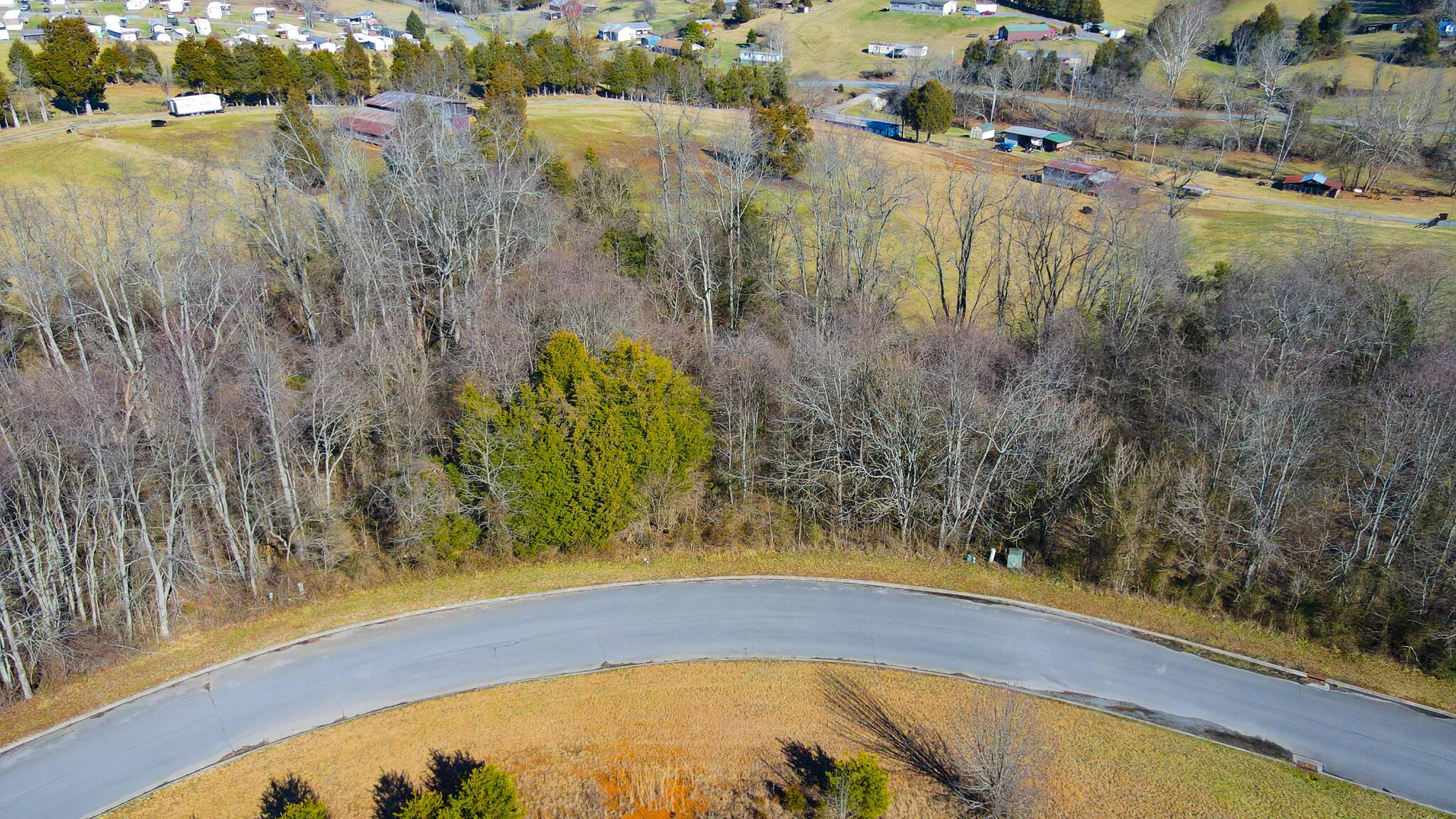 Image 3: 23 Aerial Frontal