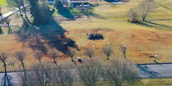 Image 3: 45-46 Aerial Frontal