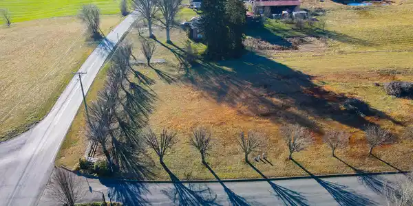 Image 2: 47 Aerial Frontal
