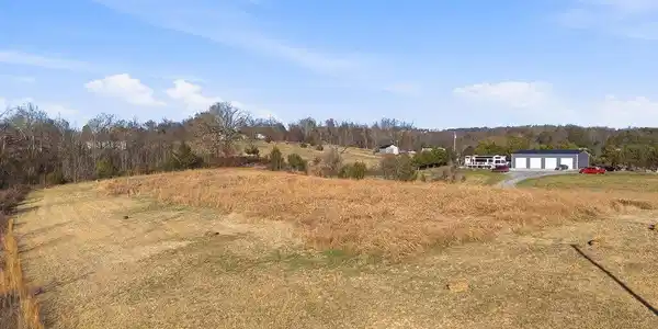 Image 2: Harris Town Rd - 2