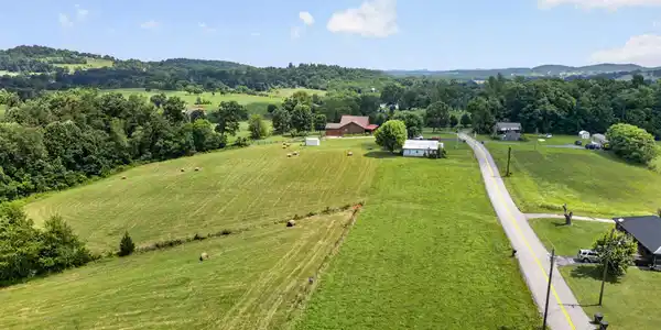 Image 3: DJI_0257
