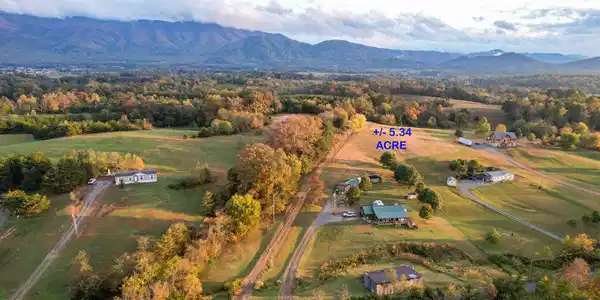 1915 Shakerag Road