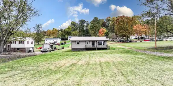 2851 Hwy  107