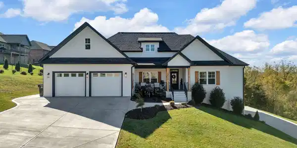 1070 Panoramic Vista