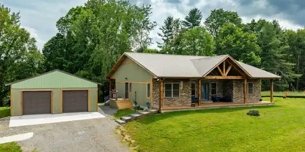 271 Laurel Way