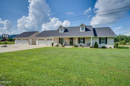 179 Lincoln Drive