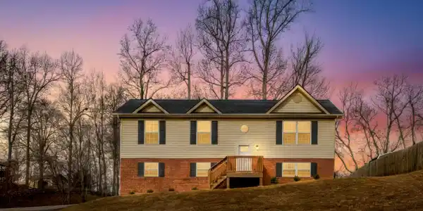 510 Mockingbird Place