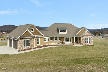 132 Hamilton Road