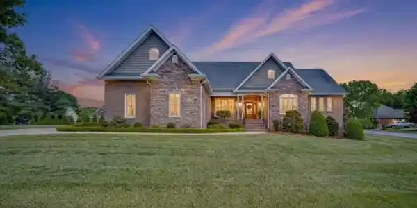 117 Wedgewood Circle