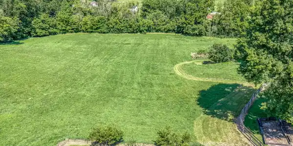 Image 3: 419 Kitzmiller Rd-7