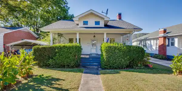 219 Clinchfield Avenue
