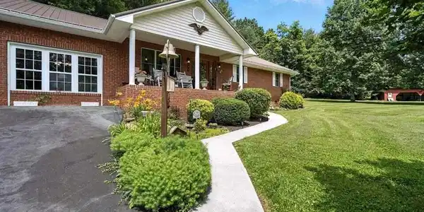 1037 Swift Hollow Road