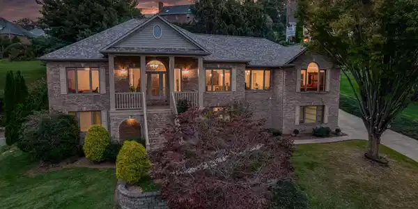 2304 Granite Drive