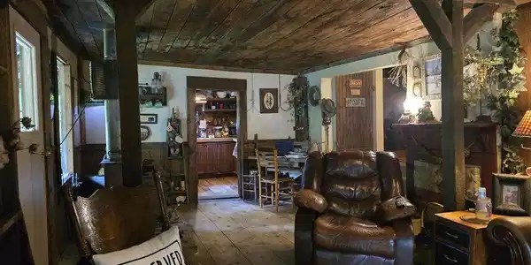 Image 4: 4