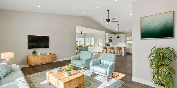 Image 4: 3 - Living Room - Coastal - 4