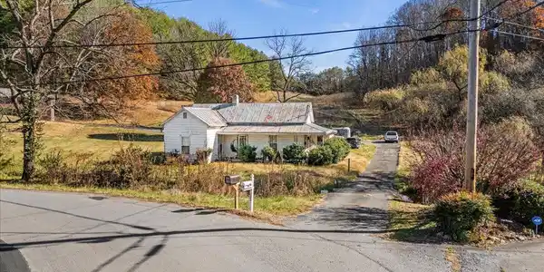 118 Rocky Branch Road