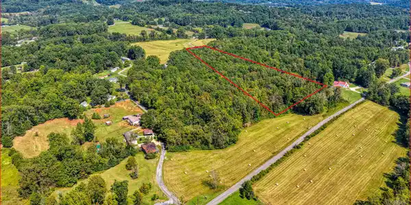 Lot 2 Magnolia Road