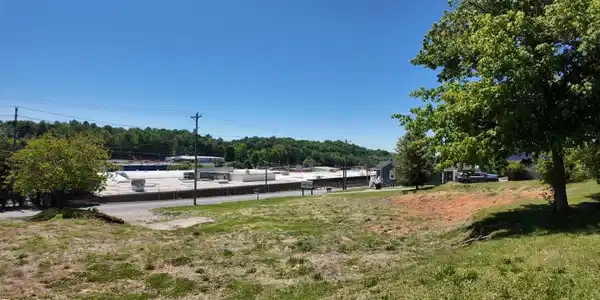Tr 1 East Bernard Avenue