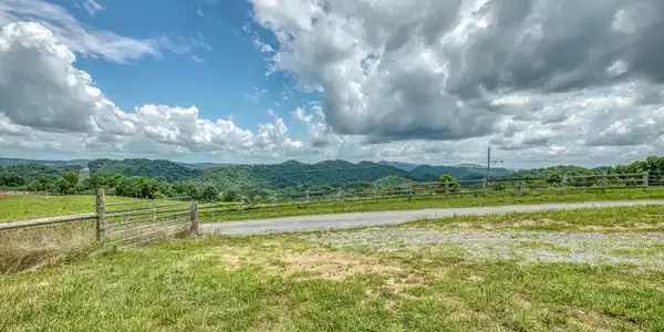 2083 Bundren Mountain Road