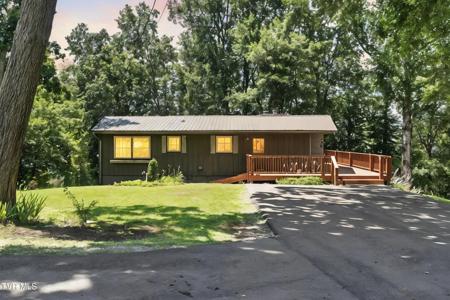 170 Diana Avenue