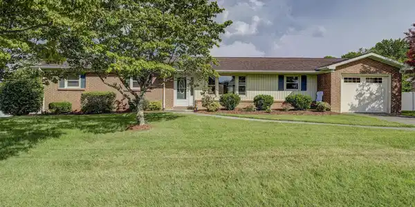 126 Fairlawn Drive