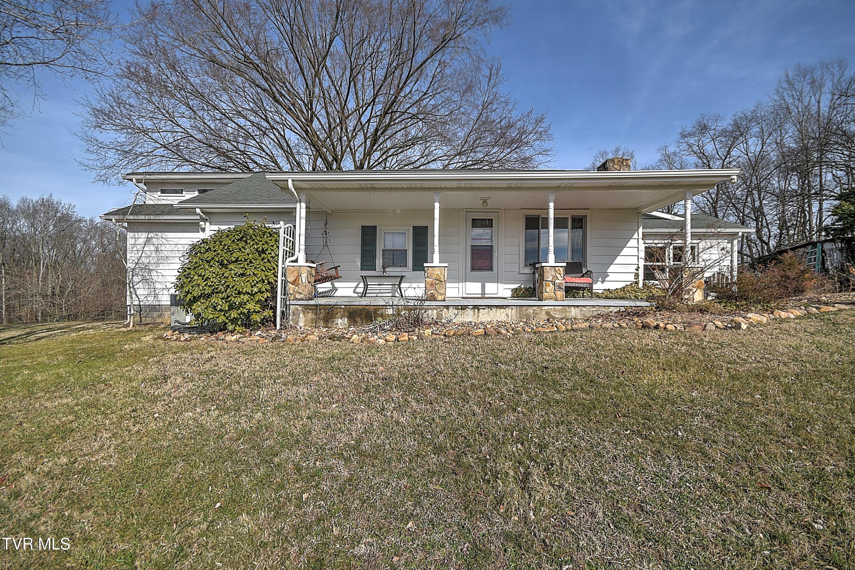 Image 4: 634 Cherokee Dr BJ-3