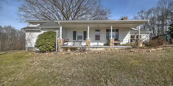 Image 4: 634 Cherokee Dr BJ-3