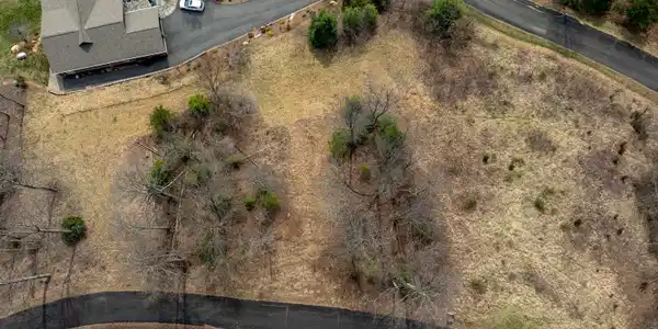 Image 2: TD Lakeridge Lot 19 (2 of 31)