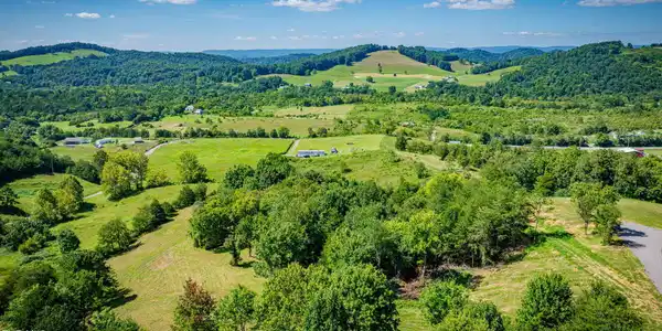 Lot #6 Blackberry Hills Trail