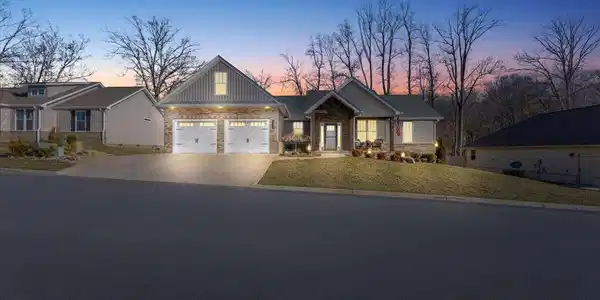 1527 Meadow Creek Lane