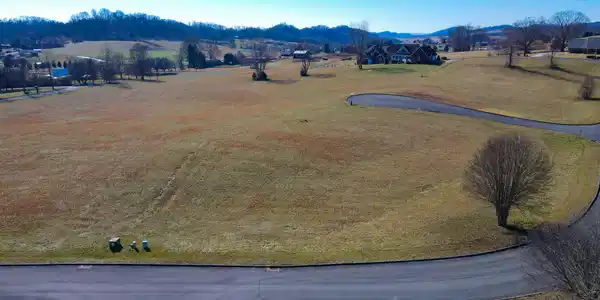 Image 4: 61 Aerial Frontal 2