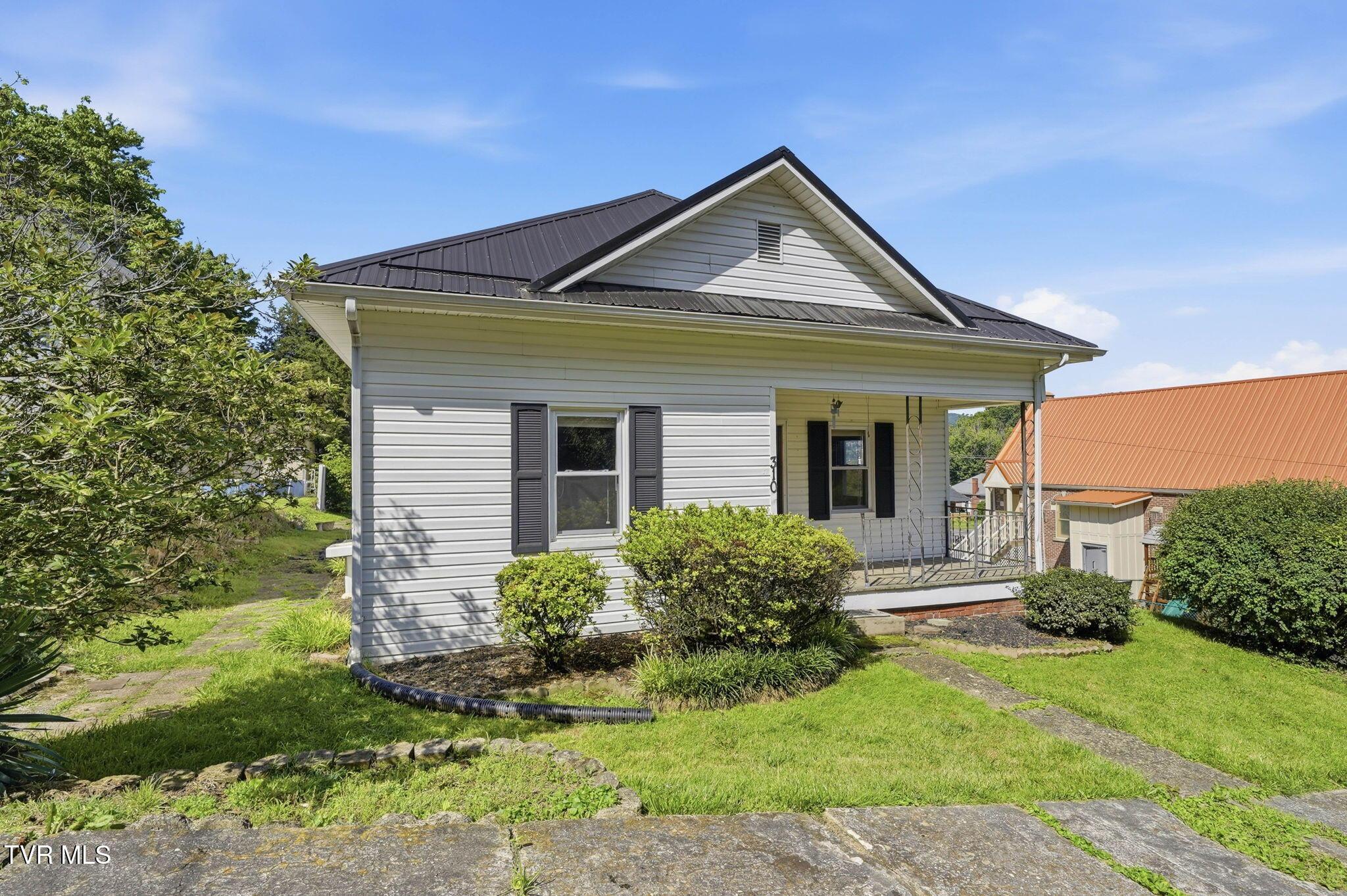 Image 2: 310 Pine St